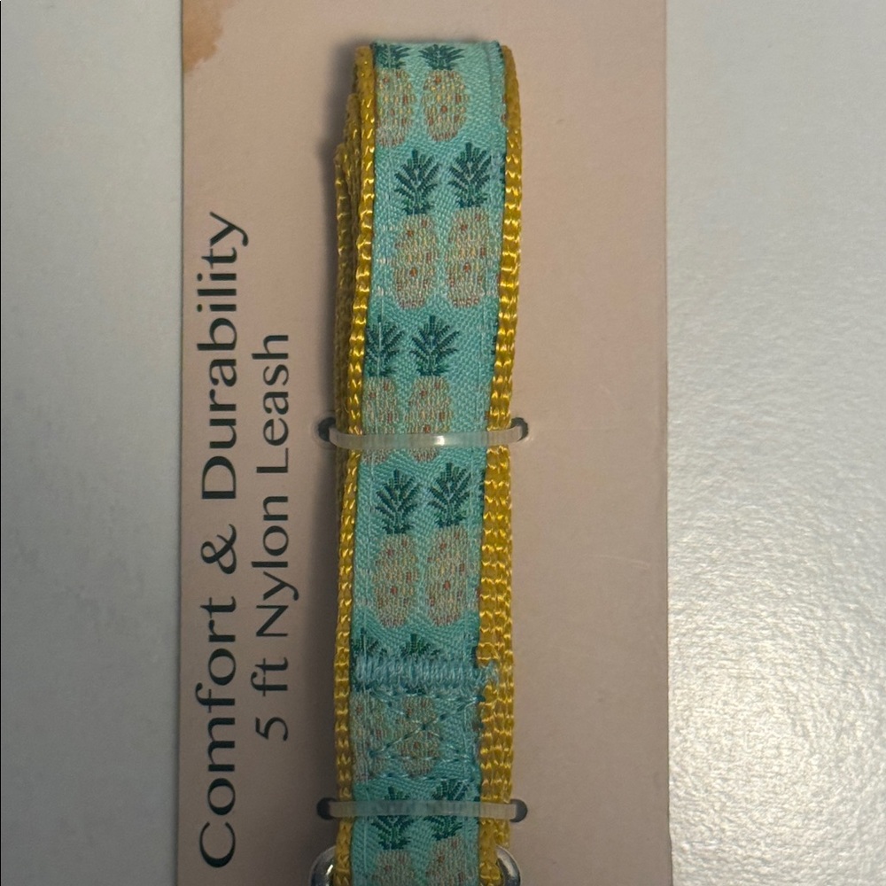 Pineapple Dog Leash NWT